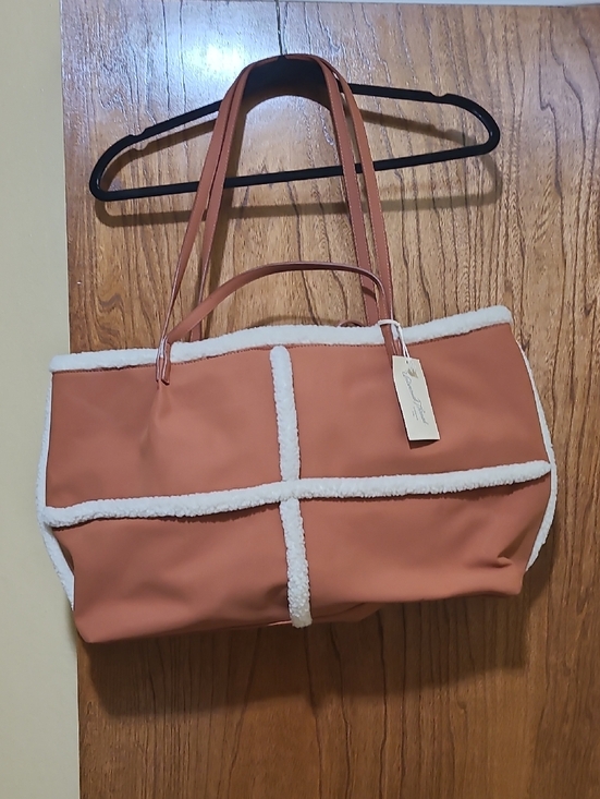 Universal Thread Handbags - Universal Thread Rust Tote with White Sherpa Trim
